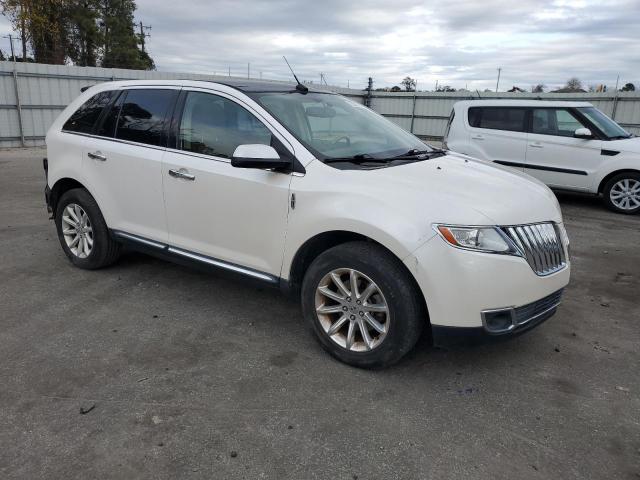 Photo 3 VIN: 2LMDJ8JK3BBJ30370 - LINCOLN MKX 