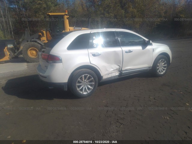 Photo 3 VIN: 2LMDJ8JK3CBL05878 - LINCOLN MKX 