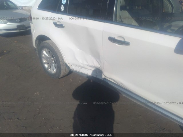 Photo 5 VIN: 2LMDJ8JK3CBL05878 - LINCOLN MKX 