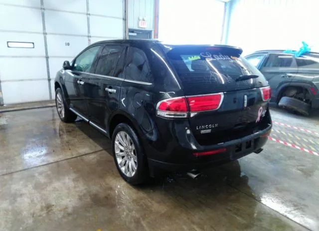 Photo 2 VIN: 2LMDJ8JK3CBL16895 - LINCOLN MKX 