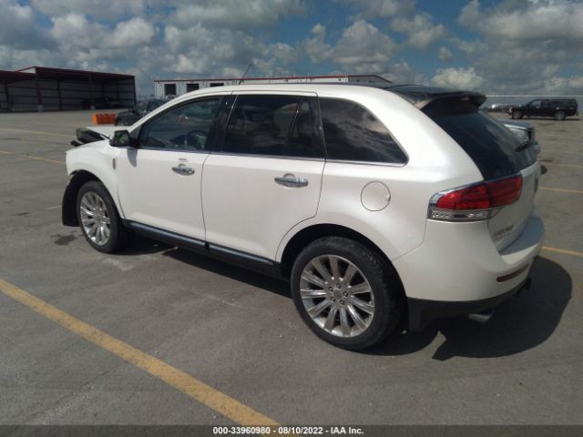 Photo 2 VIN: 2LMDJ8JK3CBL17321 - LINCOLN MKX 