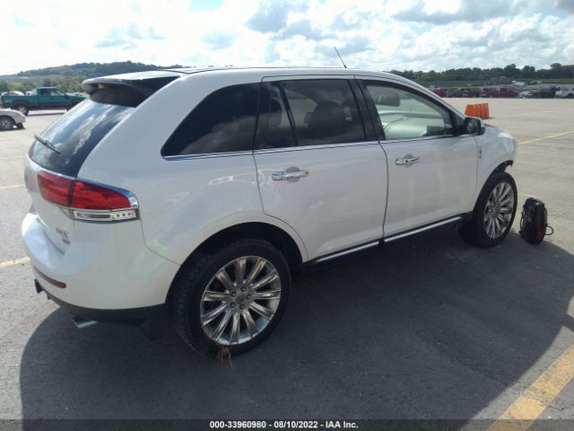 Photo 3 VIN: 2LMDJ8JK3CBL17321 - LINCOLN MKX 