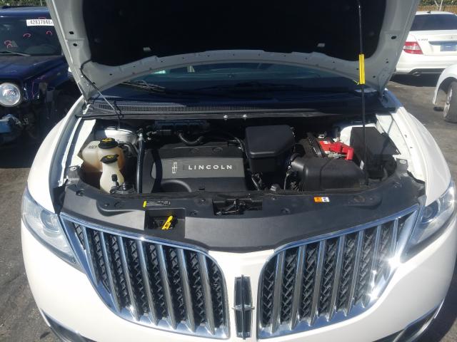 Photo 6 VIN: 2LMDJ8JK3DBL18101 - LINCOLN MKX 