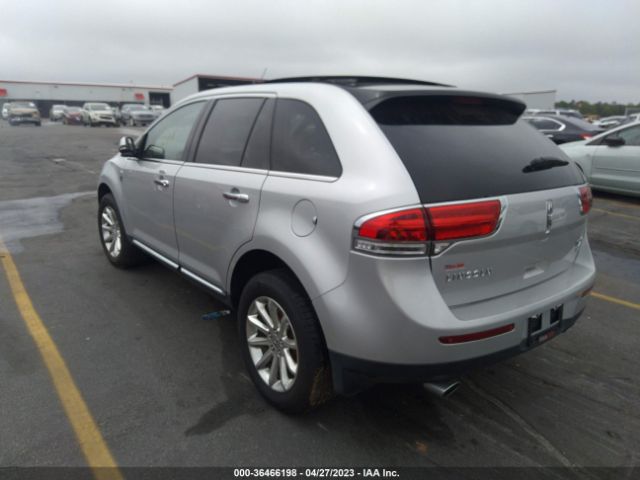 Photo 2 VIN: 2LMDJ8JK3DBL22231 - LINCOLN MKX 