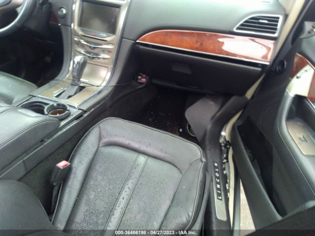 Photo 4 VIN: 2LMDJ8JK3DBL22231 - LINCOLN MKX 