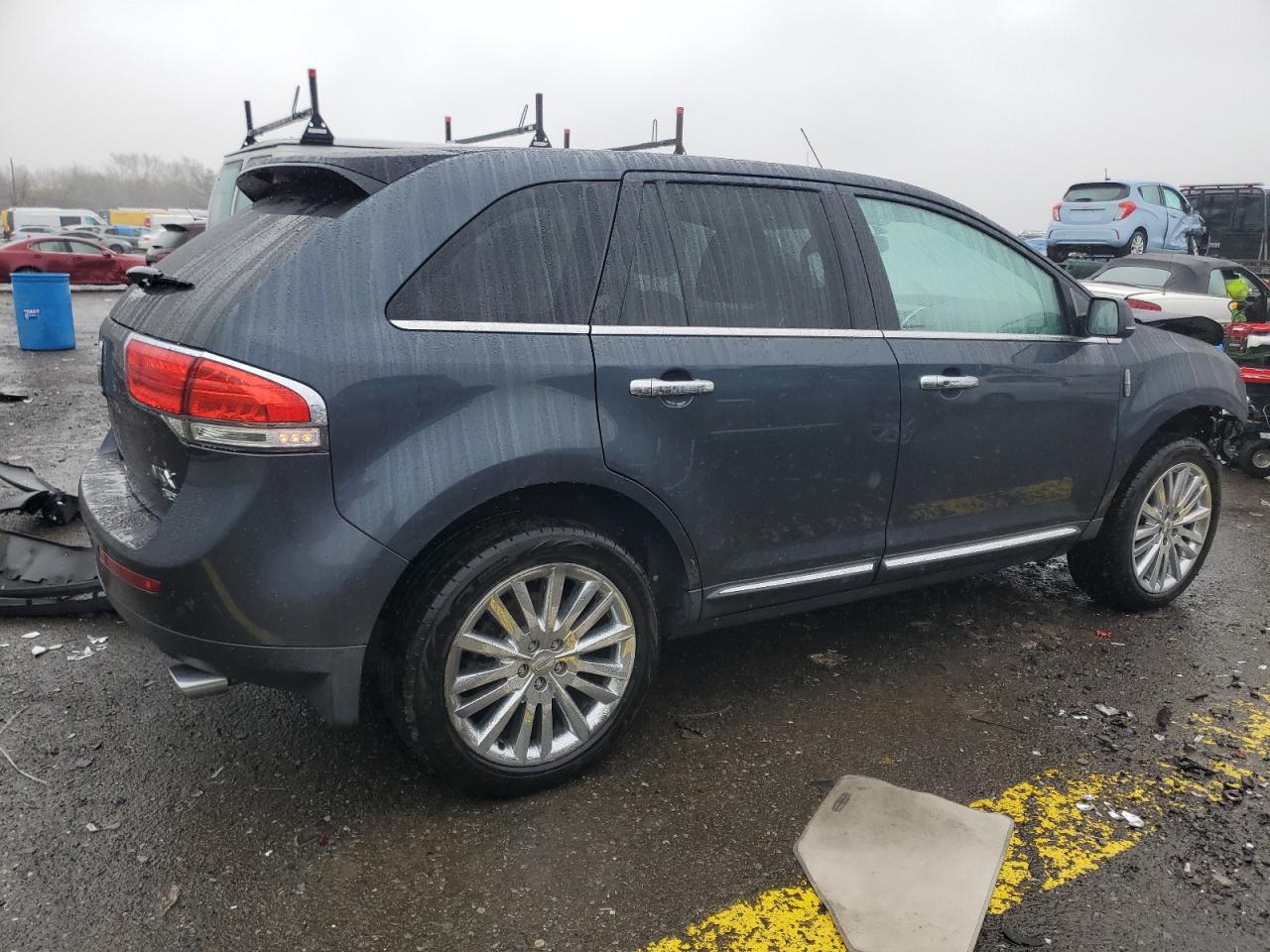 Photo 2 VIN: 2LMDJ8JK3DBL34685 - LINCOLN MKX 