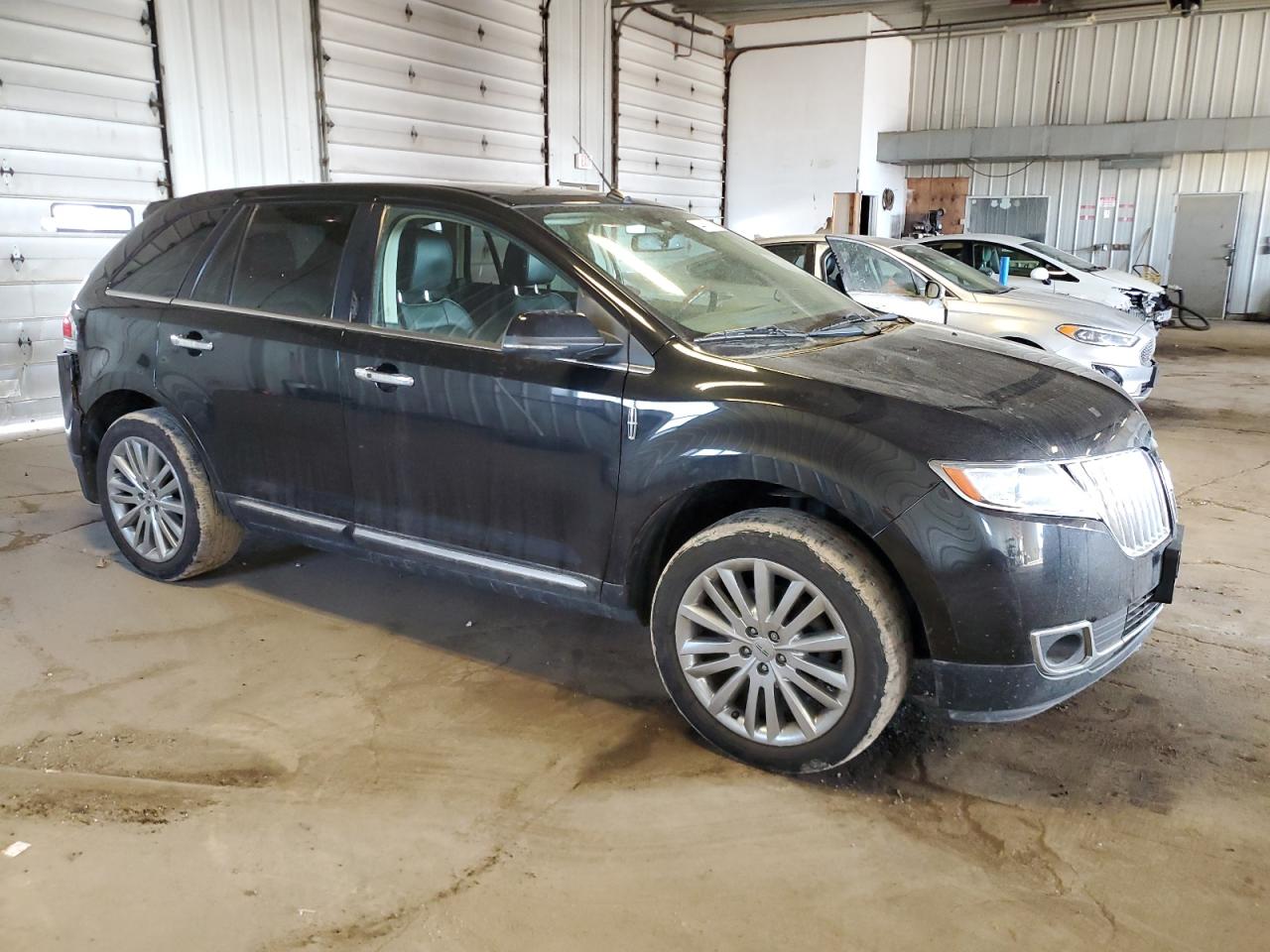 Photo 3 VIN: 2LMDJ8JK3DBL35545 - LINCOLN MKX 