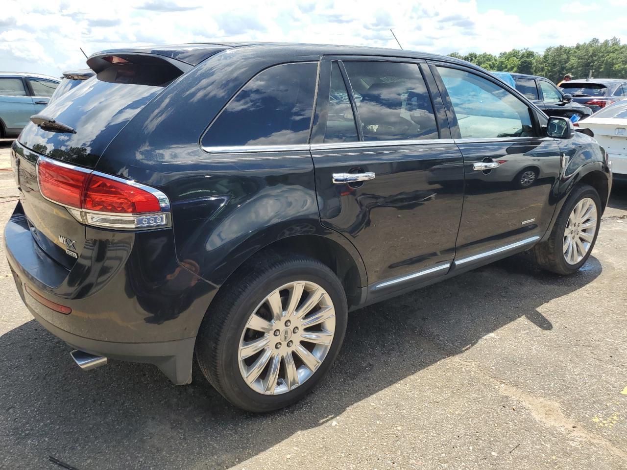 Photo 2 VIN: 2LMDJ8JK3DBL45377 - LINCOLN MKX 