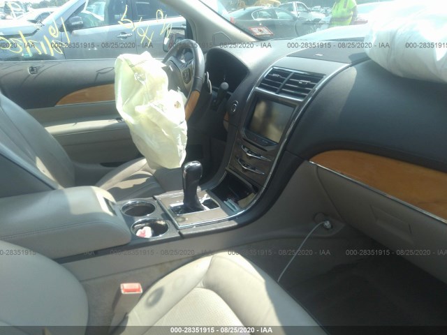 Photo 4 VIN: 2LMDJ8JK3EBL10677 - LINCOLN MKX 