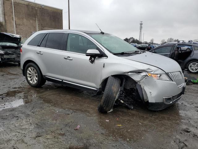 Photo 3 VIN: 2LMDJ8JK3FBL25018 - LINCOLN MKX 