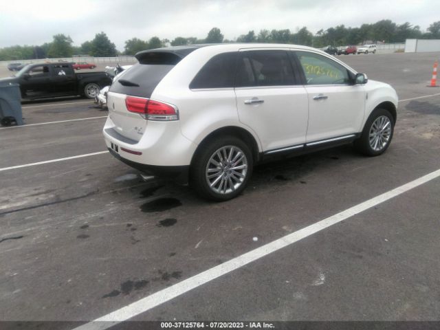 Photo 3 VIN: 2LMDJ8JK3FBL31515 - LINCOLN MKX 