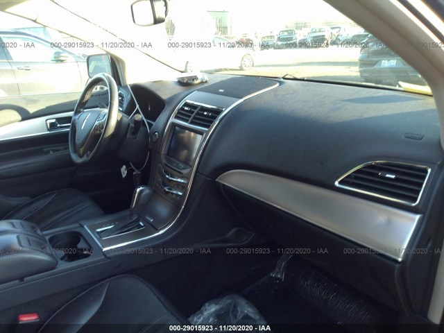 Photo 4 VIN: 2LMDJ8JK4BBJ02514 - LINCOLN MKX 