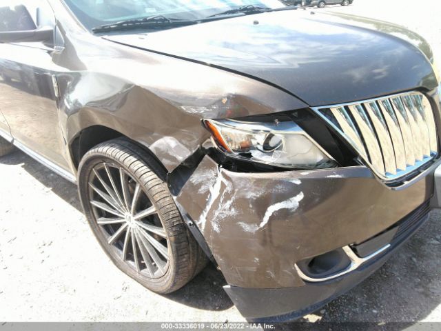 Photo 5 VIN: 2LMDJ8JK4BBJ03713 - LINCOLN MKX 