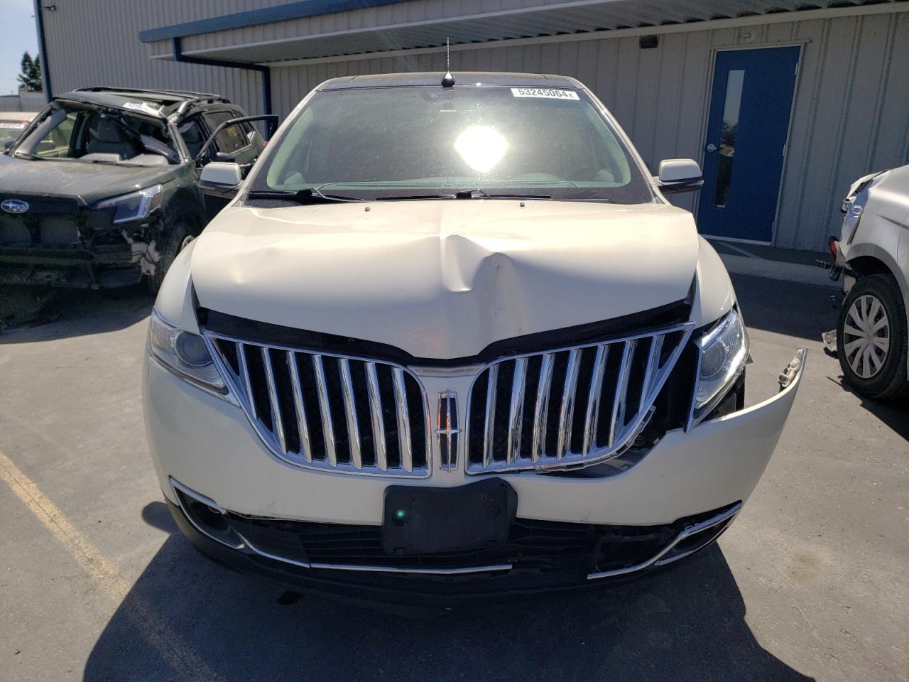 Photo 4 VIN: 2LMDJ8JK4CBL15206 - LINCOLN MKX 