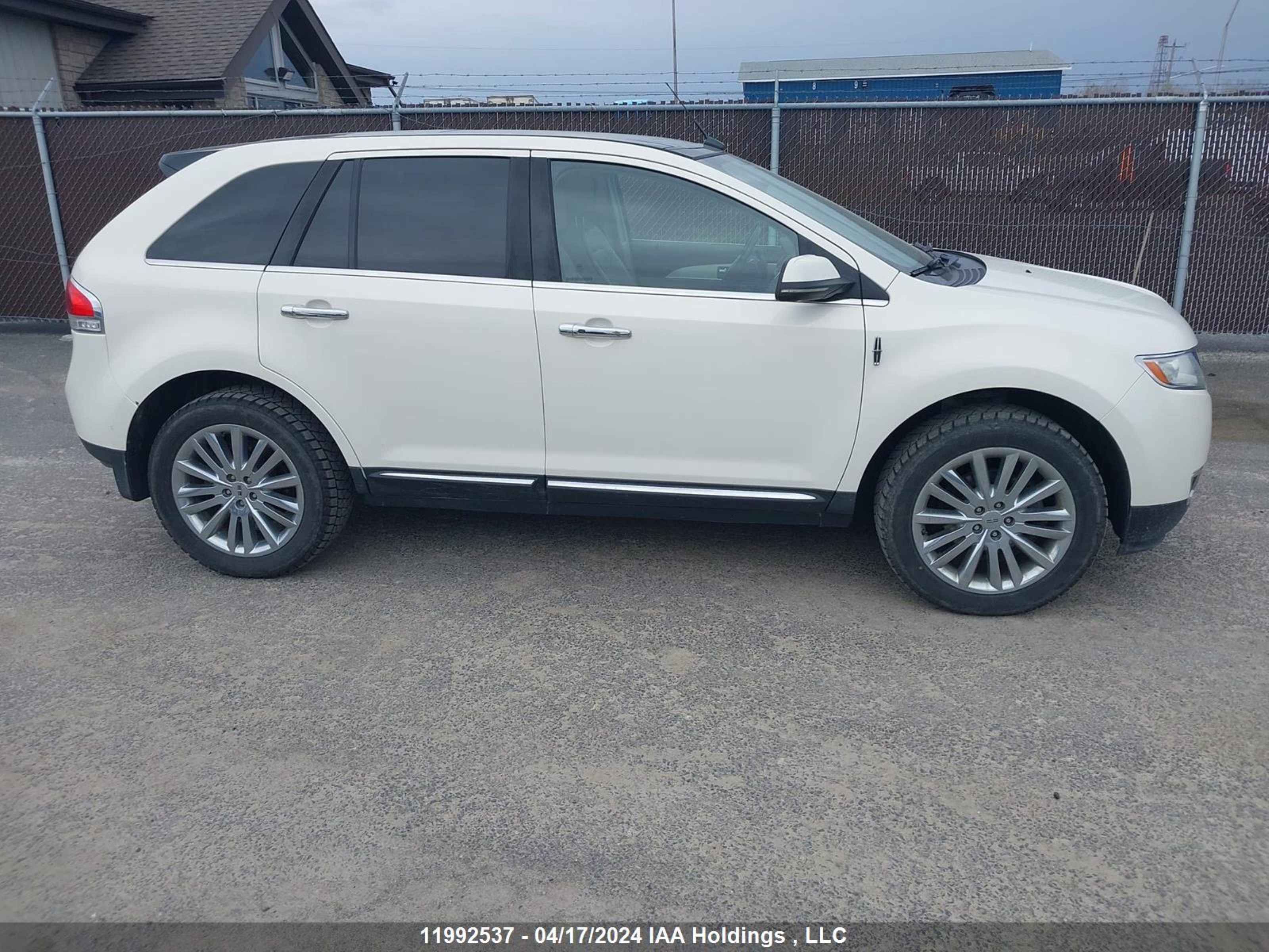 Photo 13 VIN: 2LMDJ8JK4DBL03252 - LINCOLN MKX 