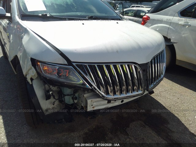 Photo 5 VIN: 2LMDJ8JK4DBL14204 - LINCOLN MKX 