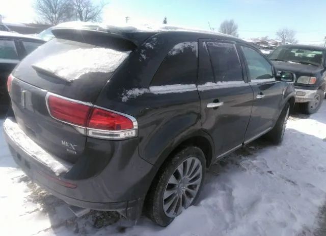 Photo 3 VIN: 2LMDJ8JK4DBL21105 - LINCOLN MKX 