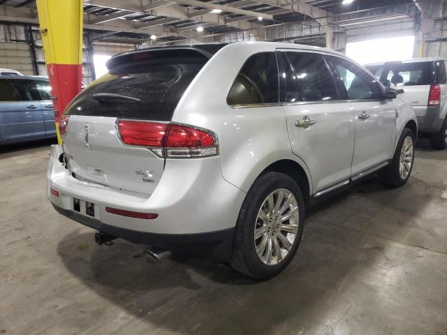 Photo 3 VIN: 2LMDJ8JK4FBL29112 - LINCOLN MKX 