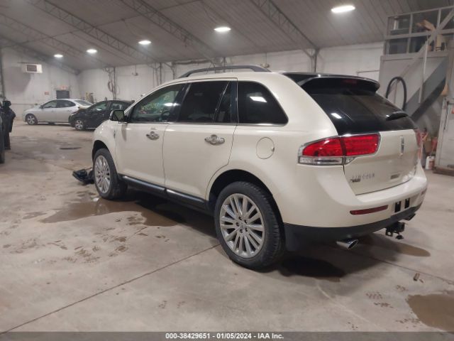 Photo 2 VIN: 2LMDJ8JK4FBL33726 - LINCOLN MKX 