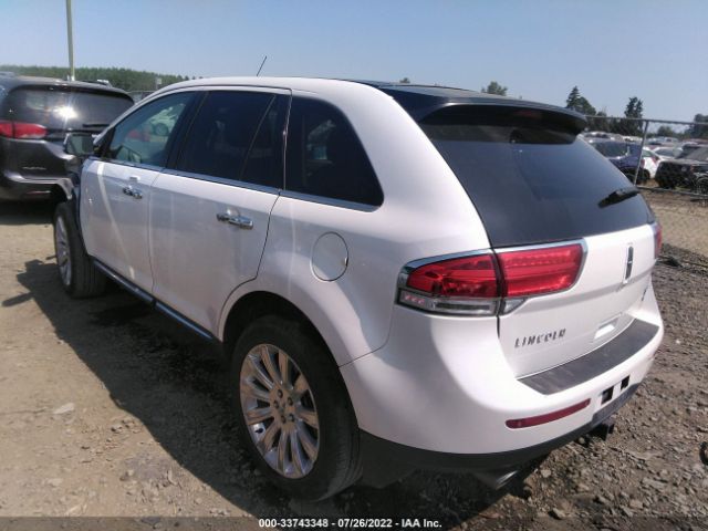 Photo 2 VIN: 2LMDJ8JK4FBL34262 - LINCOLN MKX 