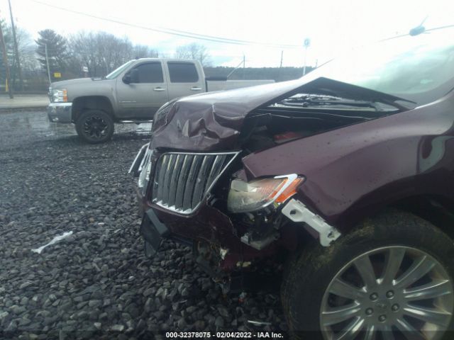 Photo 5 VIN: 2LMDJ8JK5BBJ18303 - LINCOLN MKX 