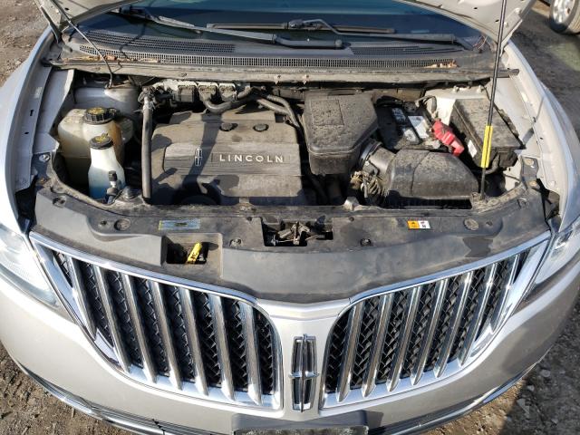 Photo 6 VIN: 2LMDJ8JK5BBJ18737 - LINCOLN MKX 