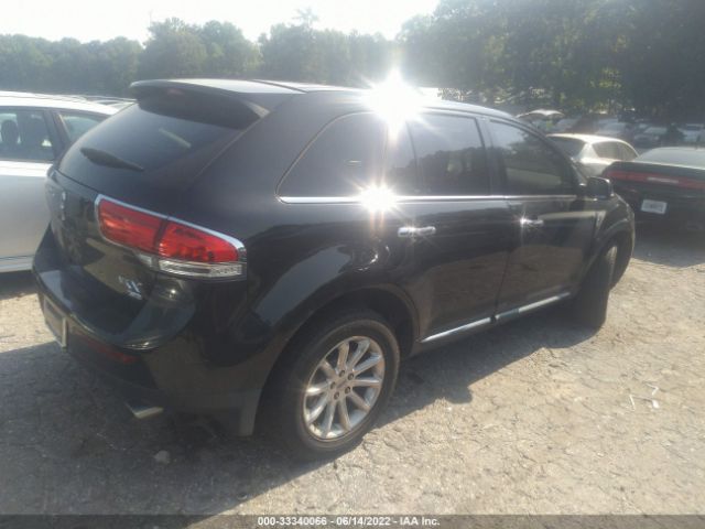 Photo 3 VIN: 2LMDJ8JK5CBL11469 - LINCOLN MKX 