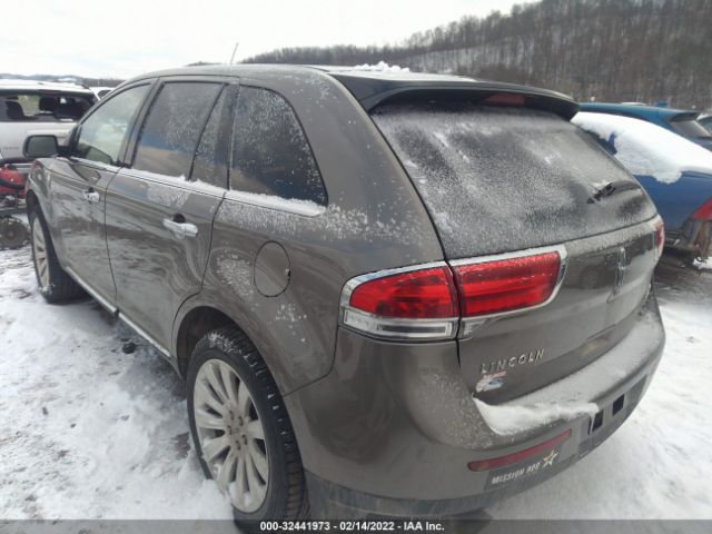 Photo 2 VIN: 2LMDJ8JK5CBL11553 - LINCOLN MKX 