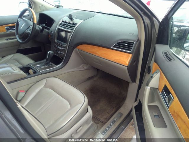 Photo 4 VIN: 2LMDJ8JK5CBL11553 - LINCOLN MKX 