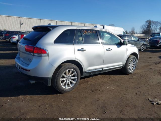 Photo 3 VIN: 2LMDJ8JK5DBL10355 - LINCOLN MKX 