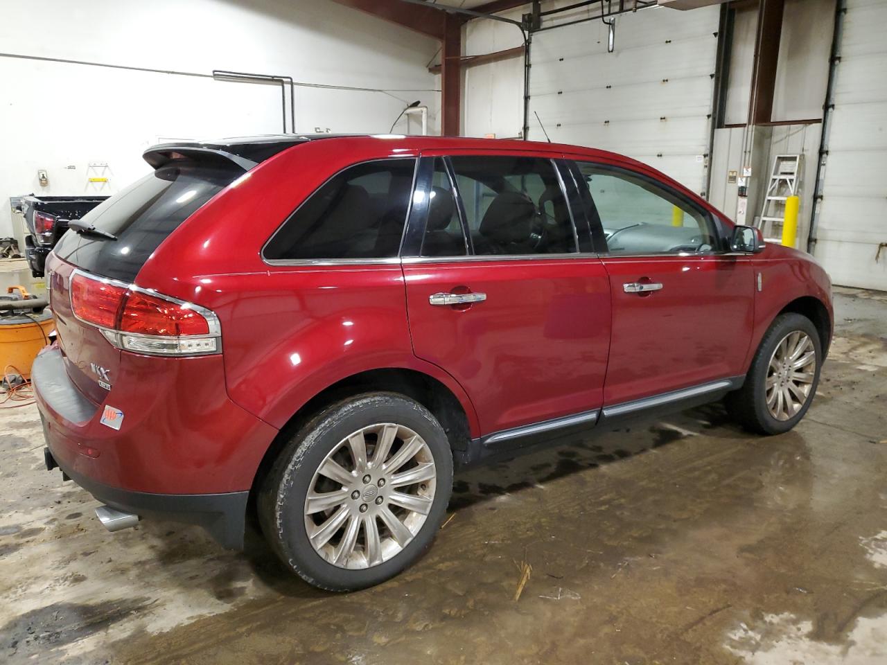 Photo 2 VIN: 2LMDJ8JK5DBL42710 - LINCOLN MKX 