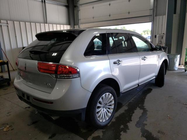 Photo 3 VIN: 2LMDJ8JK5EBL15640 - LINCOLN MKX 