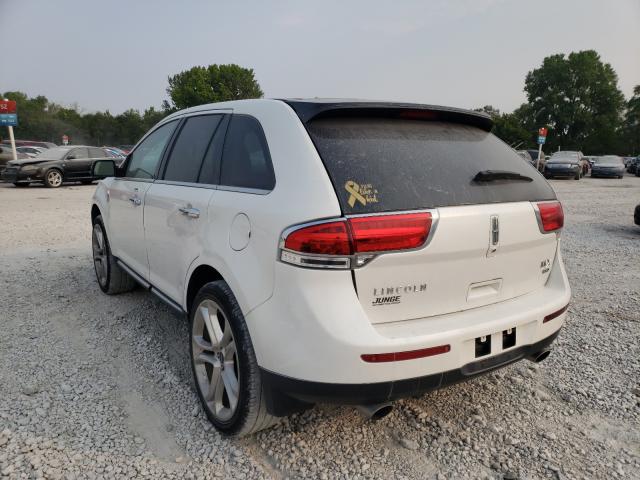 Photo 2 VIN: 2LMDJ8JK5FBL20693 - LINCOLN MKX 