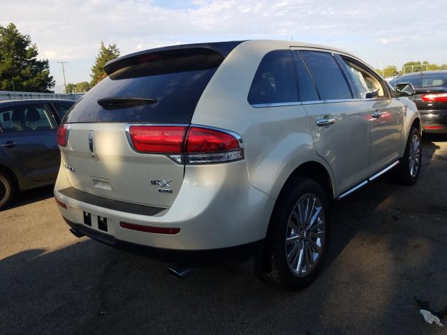 Photo 3 VIN: 2LMDJ8JK5FBL28888 - LINCOLN MKX 