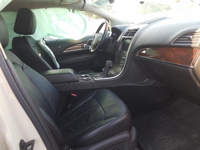 Photo 4 VIN: 2LMDJ8JK5FBL28888 - LINCOLN MKX 