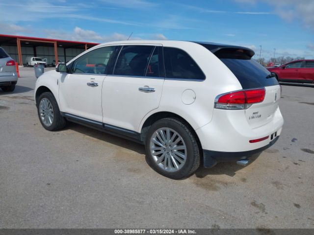 Photo 2 VIN: 2LMDJ8JK5FBL31953 - LINCOLN MKX 