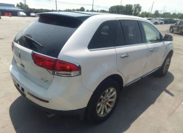 Photo 3 VIN: 2LMDJ8JK6BBJ07455 - LINCOLN MKX 