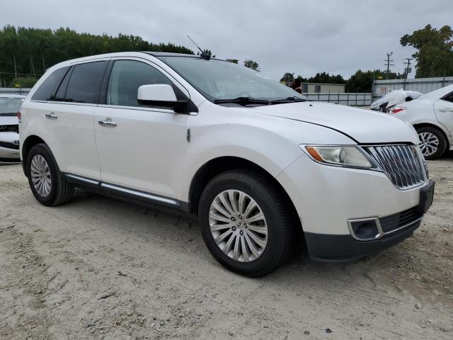 Photo 3 VIN: 2LMDJ8JK6BBJ12722 - LINCOLN MKX 