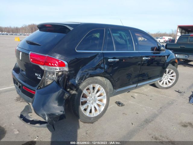 Photo 3 VIN: 2LMDJ8JK6CBL00724 - LINCOLN MKX 