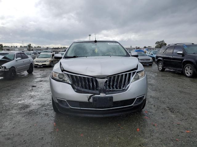 Photo 4 VIN: 2LMDJ8JK6CBL03722 - LINCOLN MKX 