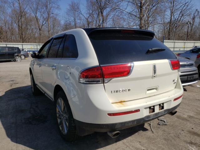 Photo 2 VIN: 2LMDJ8JK6CBL10413 - LINCOLN MKX 