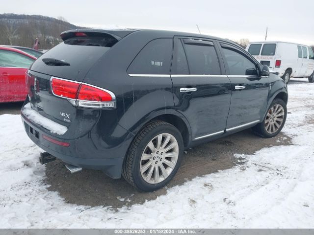 Photo 3 VIN: 2LMDJ8JK6EBL13881 - LINCOLN MKX 