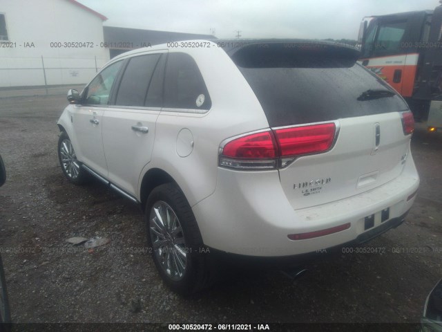 Photo 2 VIN: 2LMDJ8JK6FBL20329 - LINCOLN MKX 