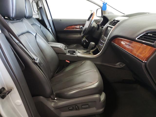 Photo 4 VIN: 2LMDJ8JK7BBJ00059 - LINCOLN MKX 