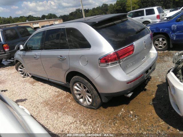 Photo 2 VIN: 2LMDJ8JK7BBJ08467 - LINCOLN MKX 