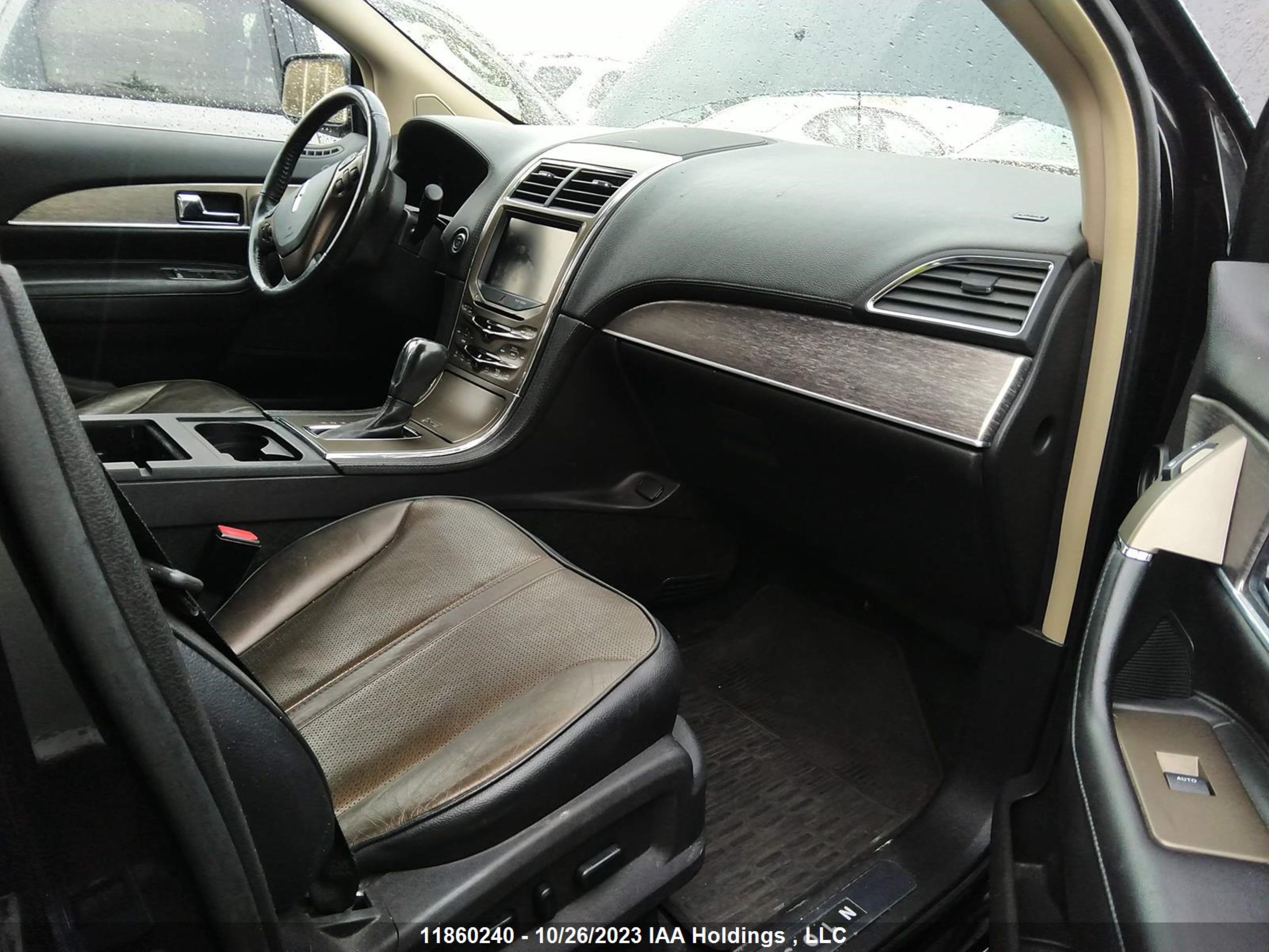 Photo 4 VIN: 2LMDJ8JK7BBJ09604 - LINCOLN MKX 