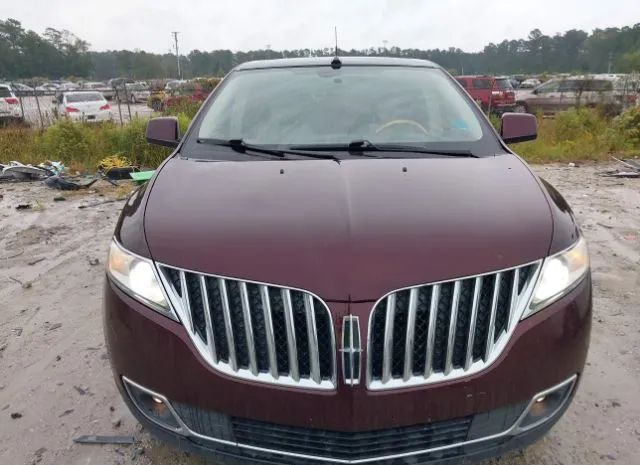 Photo 5 VIN: 2LMDJ8JK7BBJ16679 - LINCOLN MKX 