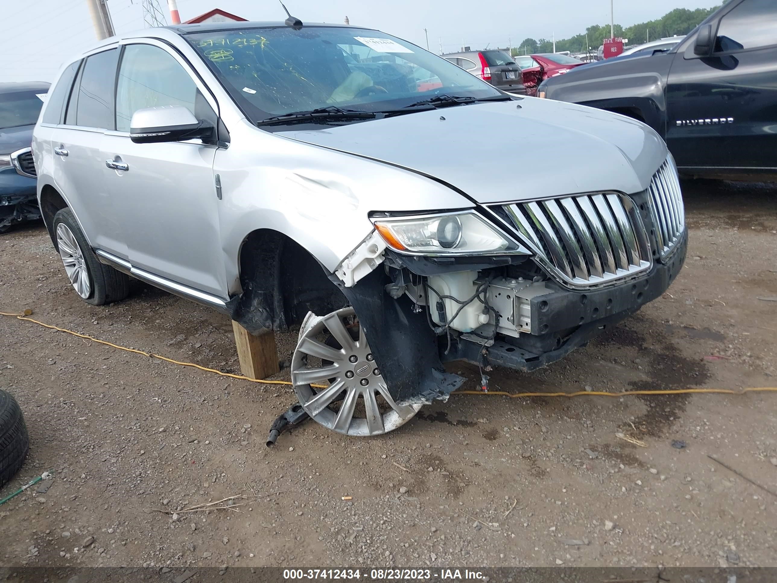 Photo 5 VIN: 2LMDJ8JK7CBL04572 - LINCOLN MKX 