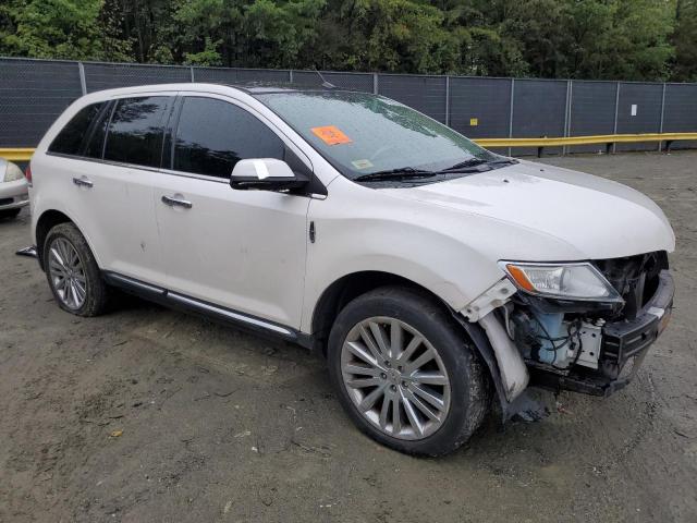 Photo 3 VIN: 2LMDJ8JK7CBL08847 - LINCOLN MKX 