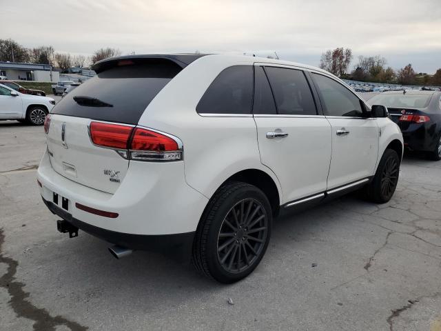 Photo 2 VIN: 2LMDJ8JK7CBL15250 - LINCOLN MKX 